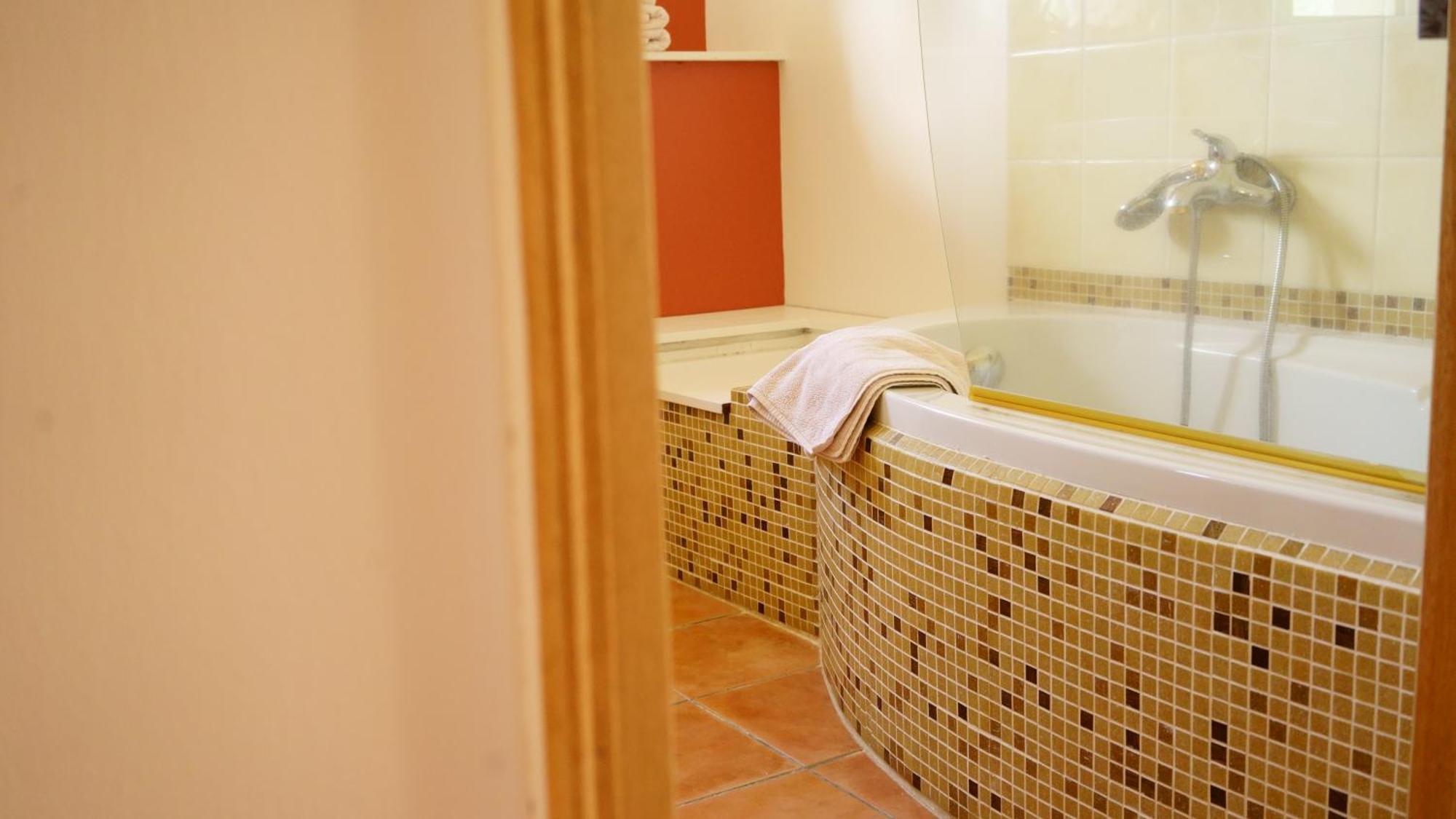 Chambres D'Hotes, B&B La Musardiere Alba-la-Romaine Экстерьер фото